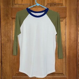 Lularoe Randy 3/4 sleeve tee size XS